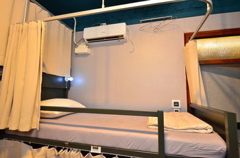 Michigan House & Pub - Hotel 2*