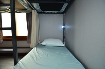 Michigan House & Pub - Hotel 2*